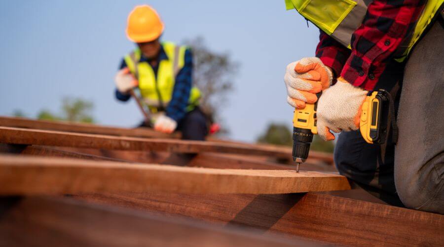 Professional residential roofers in Mount Hope, WV